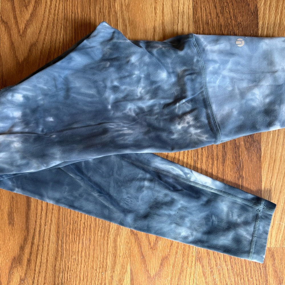 Stylish Blue Tie-Dye Leggings